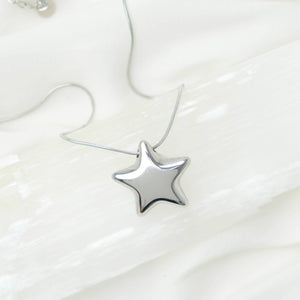 Rock Star Necklace ⭐️
