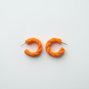 Orange Braided Hoops - Pequeños